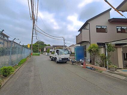 前面道路含む現地写真
