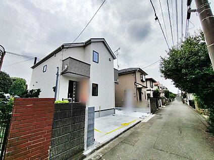 【前面道路含む現地写真】