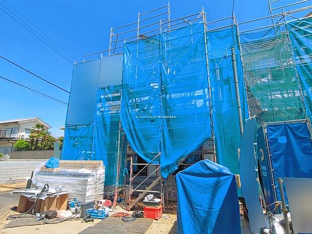 【現地外観写真】1号棟西武新宿線「花小金井」駅まで徒歩20分♪または、バスで7分「共済住宅」停歩6分♪お買い物施設が徒歩10分圏内に複数あり便利な環境です◎