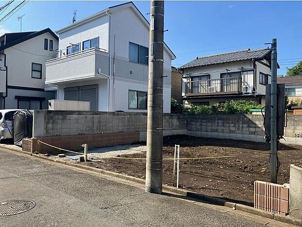 【現地外観写真】ひとたび扉を開けばそこに待っているのは上質な空間とマイホームでの新生活をイメージさせる優雅なひととき。「この家なら…」ではなく「ここに住みたい♪」と思う感動をお届けいたします。