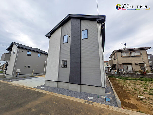 嬉しい設備仕様♪
浴室乾燥機、食洗機、全洋室、フリースペース、WIC、シェアクローゼット、SIC、ランドリールーム、庭、ワイドバルコニー、駐車2台可能等♪