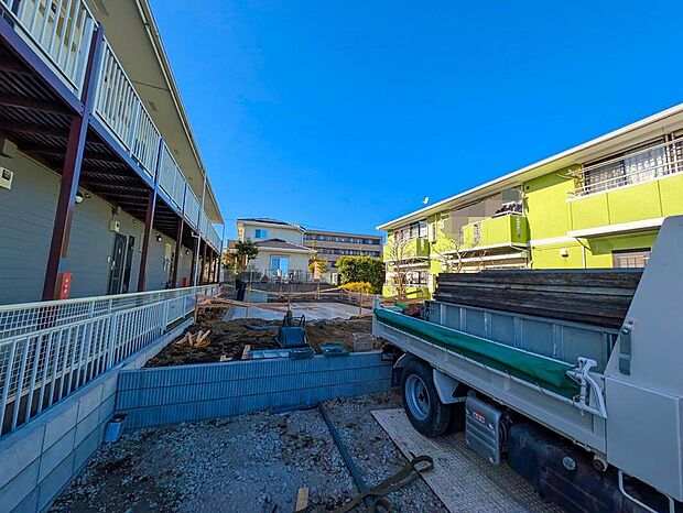 嬉しい仕様がたくさん!
全洋室、食洗機、浴室乾燥機、水廻り集中設計、WIC、パントリー、インナーバルコニー、庭、宅配BOX、駐車2台可能(車種による)等♪