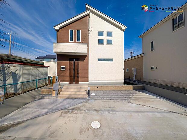 嬉しい仕様・設備がたくさん！
角地、水廻り集中設計、浴室乾燥機、全洋室、WIC、SC、パントリー、リネン庫、ワイドバルコニー、駐車2台可能等！