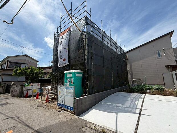 嬉しい仕様がたくさん！
浴室乾燥機、全洋室、LDK21帖、WIC、ロフト、吹抜け、人感センサー付きライト、カースペース1台分等♪