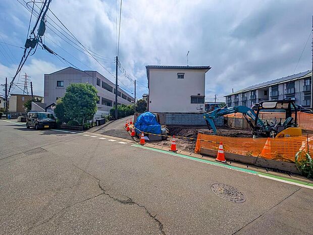 2026年11月完成予定!
平日・お仕事帰りなど、いつでもご案内致します!
お気軽にお問い合わせ下さい♪
