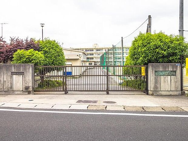 柏市立光ケ丘中学校(約2,000m)