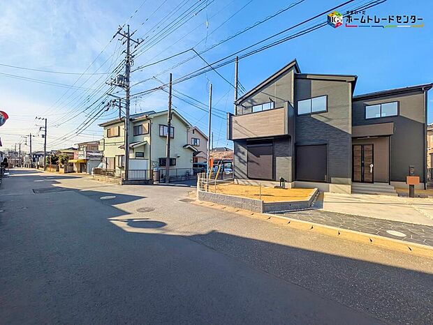 【前面道路含む現地写真】2026年1月完成!
平日・お仕事帰りなど、いつでもご案内致します!
お気軽にお問い合わせ下さい。