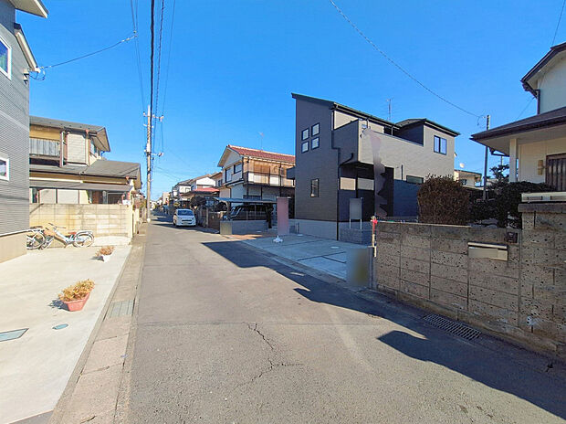 【前面道路含む現地写真】2026年1月完成！
平日・お仕事帰りなど、いつでもご案内致します！
お気軽にお問い合わせ下さい。