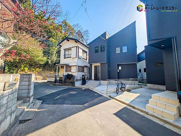 【前面道路含む現地写真】堂々完成！ご予約で内見可能です！
平日・お仕事帰りなど、いつでも現地ご案内致します！
お気軽にお問い合わせ下さい♪