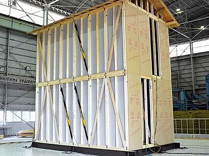 木造住宅用制震ダンパーを採用