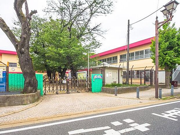 柏市立若葉保育園(約730m)
