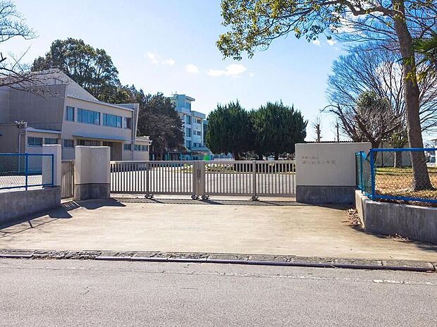 我孫子市立湖北台東小学校（約430m）