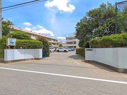 野田市立南部中学校 950m(徒歩12分)