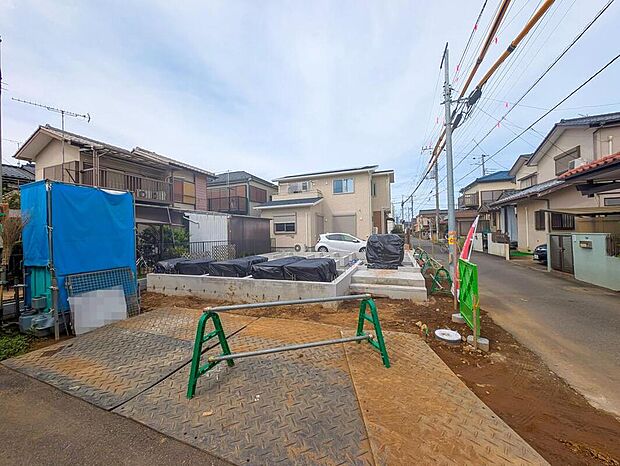 【現地外観写真】【安心の住宅性能評価取得物件!】
耐震性などで最高等級を取得♪地震に強い家!
国土交通大臣認定の第三者機関による厳重なチェックを行い安心・安全な新築一戸建てを提供します