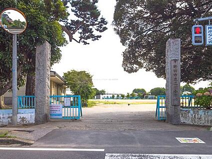 野田市立二川小学校 2000ｍ(徒歩25分)
