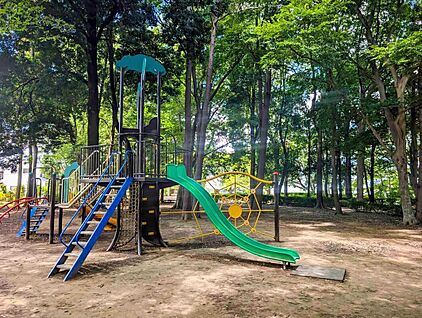宮ノ森公園 1200m(徒歩15分)