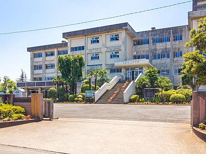 久喜市立久喜東中学校 1020m(徒歩13分)