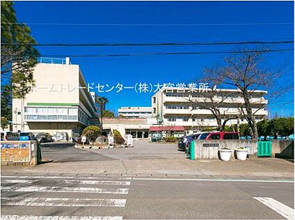 さいたま市立芝川小学校 1300m(徒歩17分)