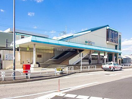 白岡駅 2100m(徒歩27分)