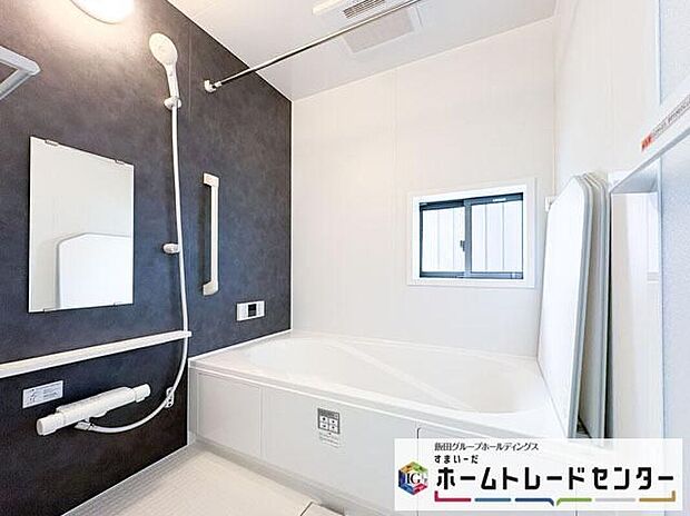 【浴室】◆毎日の疲れをいやす浴室は1坪タイプです。足を伸ばしてゆっくりとくつろげます。浴室暖房乾燥機も標準装備です♪