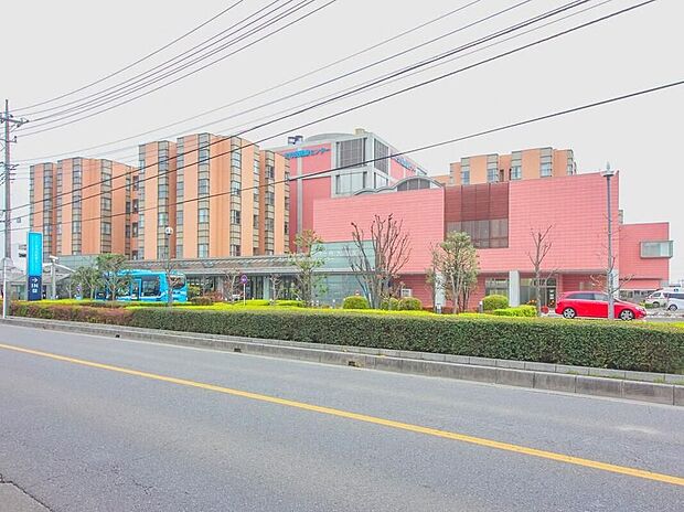 社会医療法人さいたま市民医療センター（約2,100m）