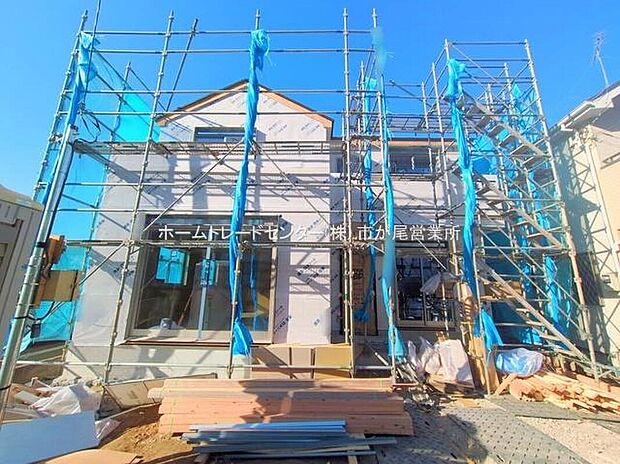 敷地面積５０坪☆カースペース並列２台可（車種によります）！
リビング広々２０帖、ゆとりの４LDKプランです！