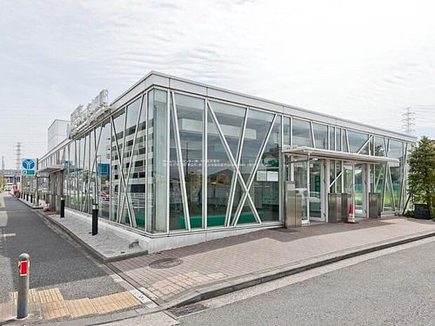■ 横浜市営地下鉄「東山田」駅&「北山田」駅まで徒歩圏♪敷地51坪、ゆとりの邸宅! ■
「まずは資料だけ」というお客様も大歓迎です!ページ右上【 資料請求(無料) 】をクリック♪