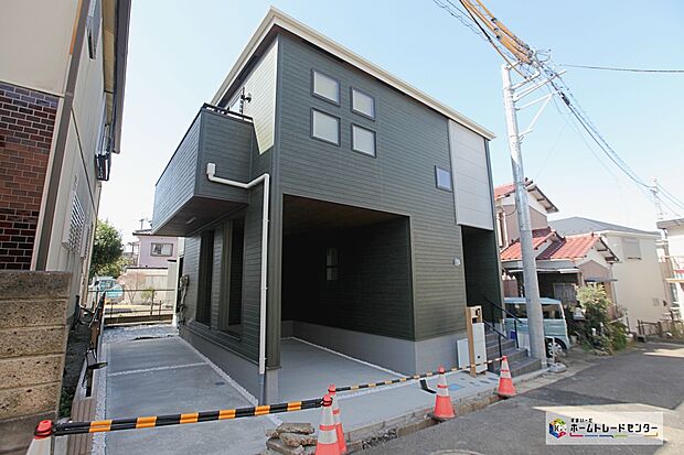 敷地32坪!リビング広々19.5帖、ゆとりの4LDKプランです☆憧れのパントリーございます♪