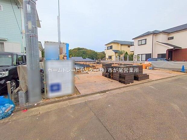 【現地外観写真】収納豊富、ゆったり過ごせる4LDKプランです☆
子育て家族に人気の”対面式キッチン”採用♪食洗機・浴室乾燥機・床暖房が標準装備♪