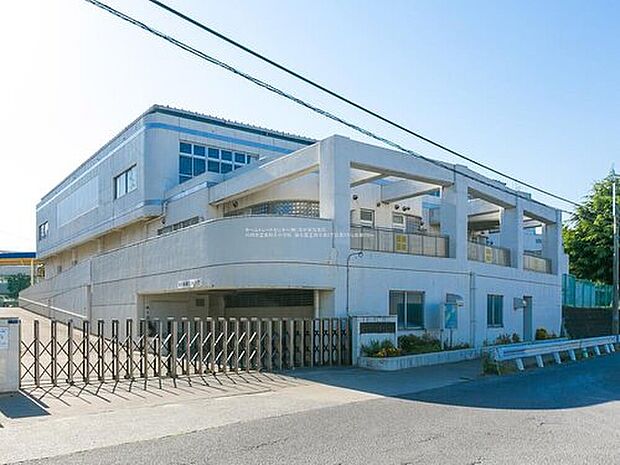 川崎市立東柿生小学校（約250m）