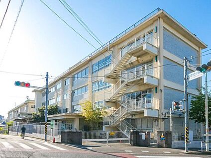 川崎市立南百合丘小学校 480m(徒歩6分)
