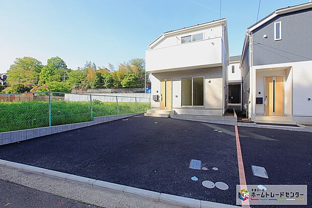 【【カースペース2台】】LDKは広々１８．３帖！人気の対面式キッチン採用☆
水回りを集約、機能的な家事動線♪
主寝室は広々８．７帖☆
全居室に収納完備！ウォークインクローゼット付！