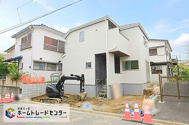 【前面道路含む現地写真】開放感溢れる街並み☆
「まいばすけっと」やコンビニ、ドラッグストア、郵便局が徒歩６分圏内に揃います！
