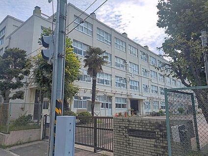 横浜市立長津田第二小学校 210ｍ(徒歩3分)