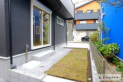 地震や台風などの水平力に耐える「耐力壁」