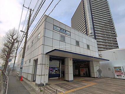  京急電鉄「港町」駅 640m (徒歩8分)
