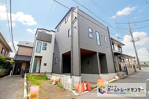 【前面道路含む現地写真】JR南武線「武蔵中原」駅バス８分「子母口住宅前」停歩５分♪全２棟　新築分譲住宅です！