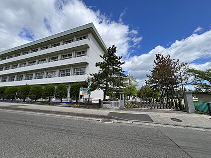 仙台市立加茂小学校 現地から1630m。(徒歩21分。)