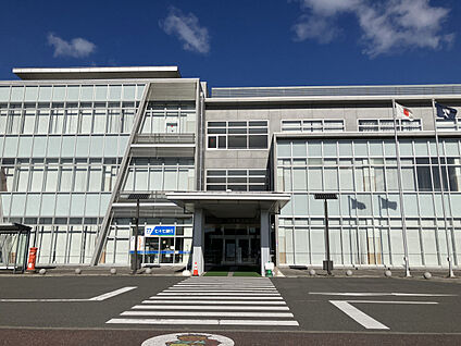 大和町役場 現地から1380m～1490m。(徒歩18分～19分。)
