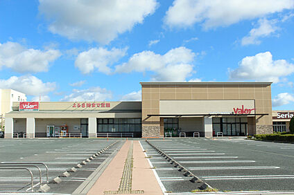 バロー高塚店 現地から1100m。(徒歩14分。)