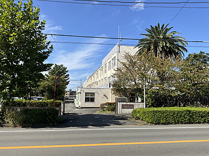 沼津市立金岡中学校 現地から1500m。(徒歩19分。)