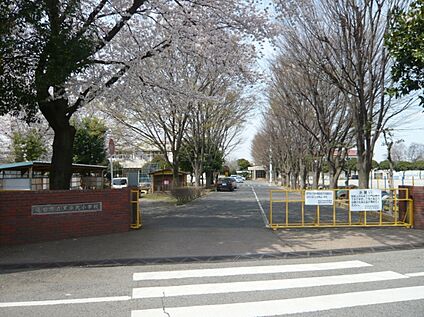 蓮田市立黒浜北小学校 約1710ｍ(徒歩22分)