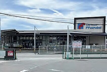 万代 尼崎食満店 約1300m(徒歩約17分、自転車約6分)