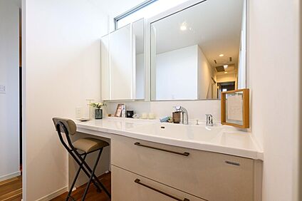 【独立洗面化粧台標準仕様】