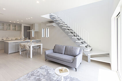 【1階約18帖LDK/A号地モデルハウス】