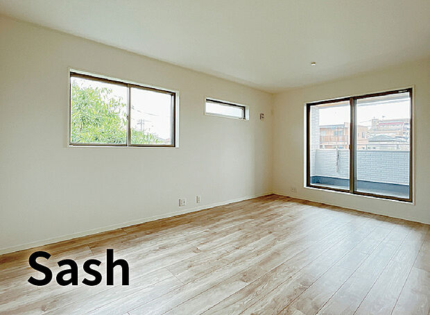 【サッシ】断熱性・防露性に優れた「樹脂」のメリットをプラスしたアルミ樹脂複合窓。毎日の使いやすさが魅力です。