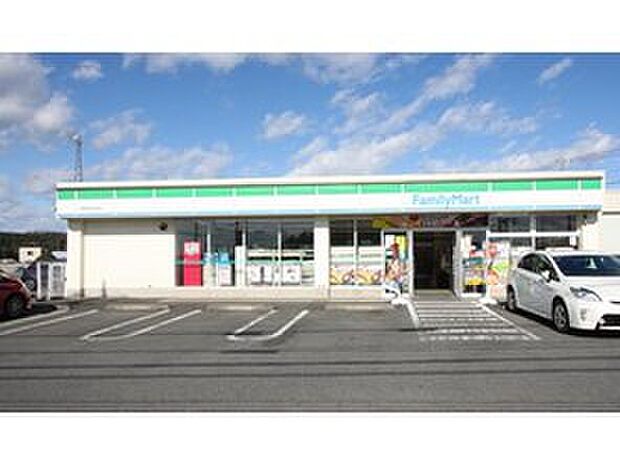 ファミリーマート 宇都宮砥上町店（約930m）