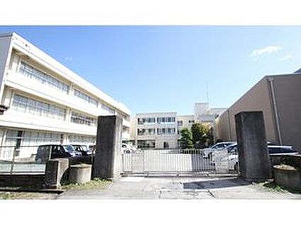 鹿沼市立東小学校 770m ～830ｍ