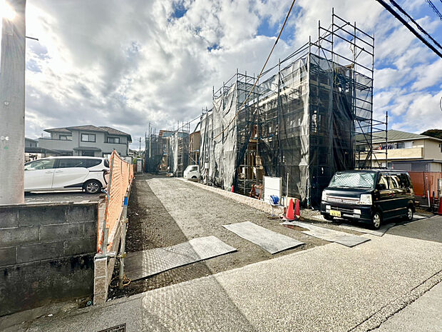 手前から3号棟、2号棟、1号棟(11/29撮影)