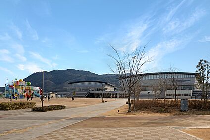 エフピコアリーナふくやま 約1100ｍ(徒歩約14分)